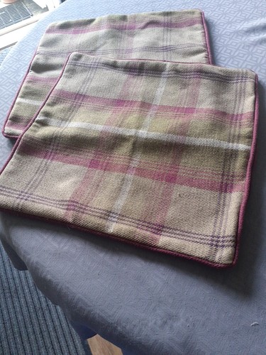 Dunelm burgundy green - 2,