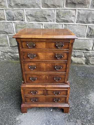 Antique figured walnut small - antique,