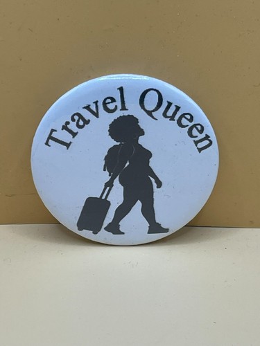 Large travel queen pin badge - travel,