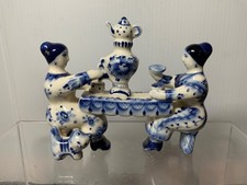 GZHEL PORCELAIN BLUE AND WHITE HAND PAINTED LADIES DRINKING TEA - TEAPOT & CATS