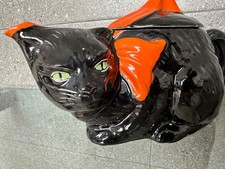 Black Cat Art Deco Teapot - Crown Ducal circa 1930’s. Tabby cat not for sale lol