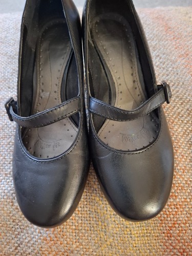 Ladies clarks pre loved - ladies, clarks,