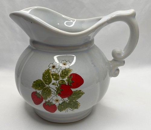 Vintage mccoy usa red - mccoy,