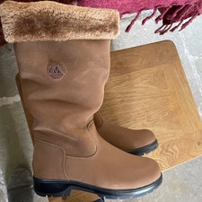 Mountain horse Winter Boots 4 Brand New
