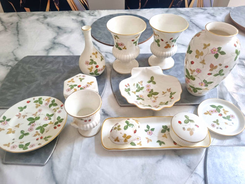 Wedgwood wild strawberry - wedgwood,