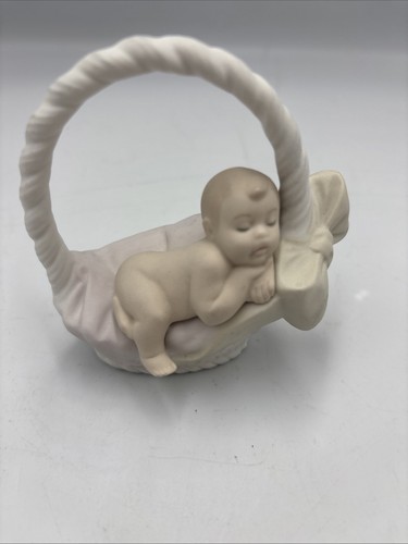 Lladro porcelain new born girl - lladro,