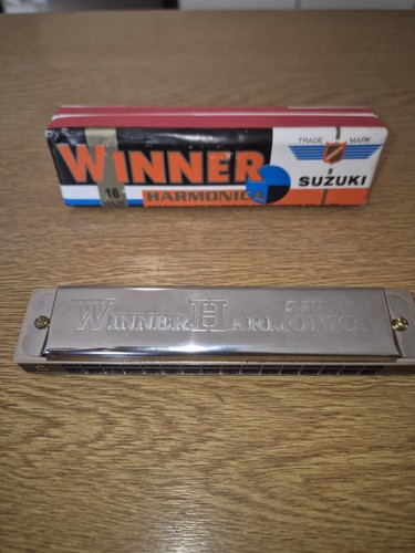 Suzuki winner harmonica - , 16