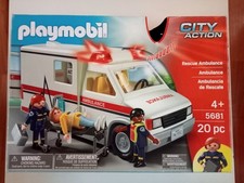 Playmobil 5681 Ambulance Used And Boxed,Missing Some Crew And Medics Kit.