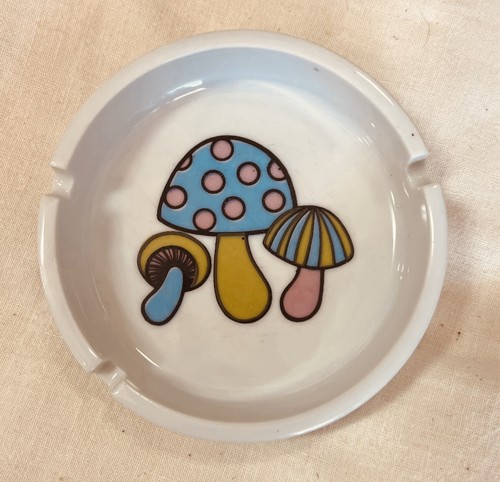 Vintage 1970 mushroom - vintage, 1970's