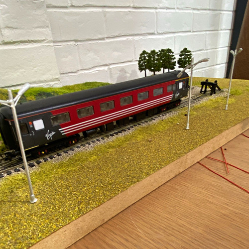 Hornby gauge virgin trains - hornby,