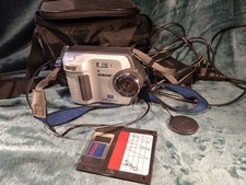 Sony FD Mavica FD200 3.5 Floppy Disc & Mem Stick.  Digital Camera. Charger. N.B