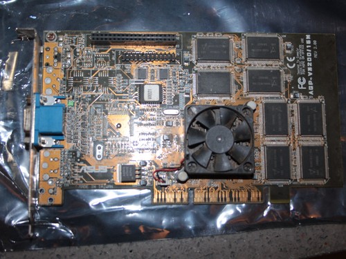 Asus agp v3200 3dfx - mb,
