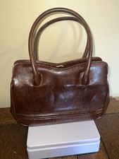 Jane shilton club house hand