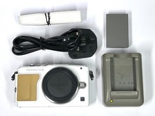 Olympus PEN E-PL5 Digital