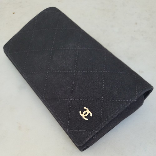 Authentic chanel black - chanel,