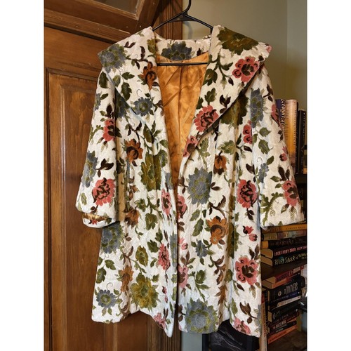 Vintage floral chenille - vintage,