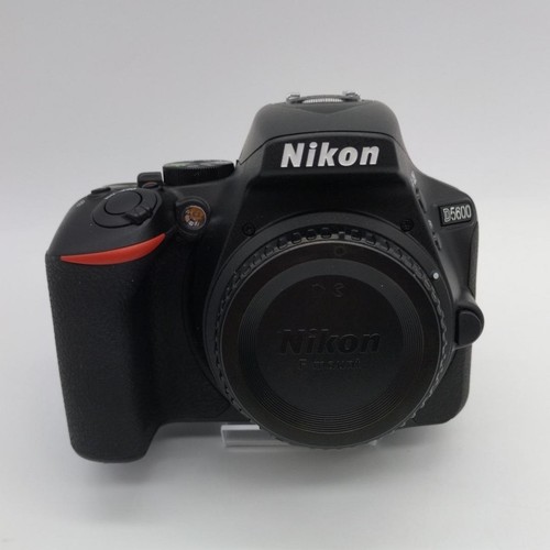 Nikon d5600 body digital - nikon,