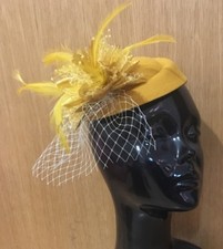 Fascinator Hat Pillbox Flower