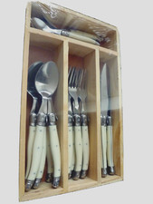 24 Piece Laguiole Bee Design