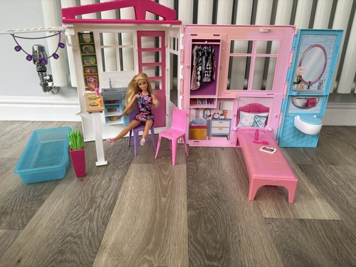 Barbie foldaway portable dolls - barbie,