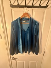Boden Women’s Velvet blue
