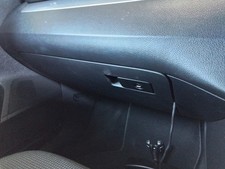 GLOVE BOX VOLKSWAGEN PASSAT