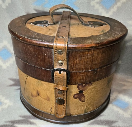 Vtg wooden hat - vtg,