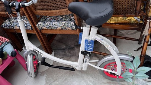 Van raam city - walking, bike