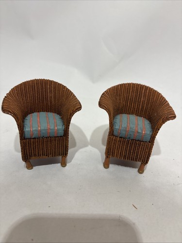 Pair dolls house miniatures - dolls,