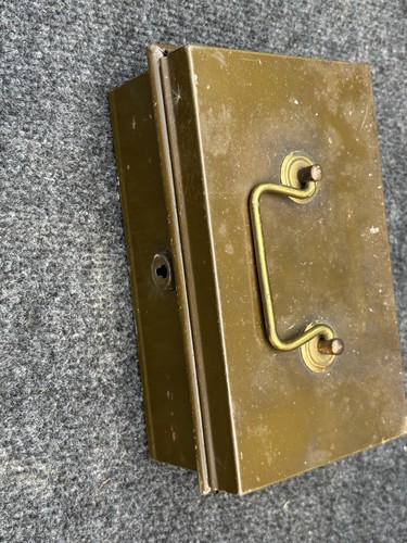 Vintage green metal cash - metal, box