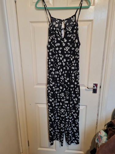 Beautiful black floral - floral, strappy