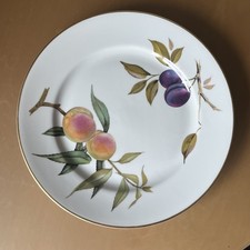 Royal Worcester Evesham - Gold Edge 10"  Dinner Plate Plum and Peach