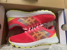 Women’s ASICS RoadHawk FF 2