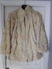 Vintage Medium Real White /