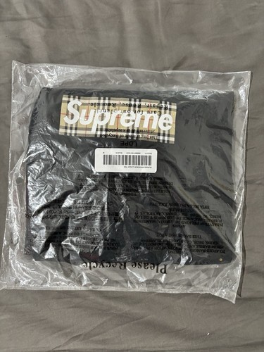 Supreme burberry box - logo, t
