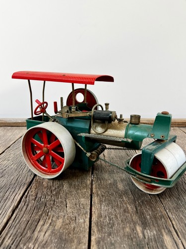 Vintage wilesco steam - steam, roller