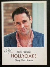 NICK PICKARD TV ACTOR (HOLLYOAKS - TONY HUTCHINSON) PRE-SIGNED CAST CARD