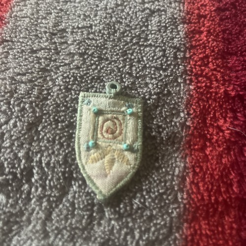 Vintage cloth badge appears - cloth, to