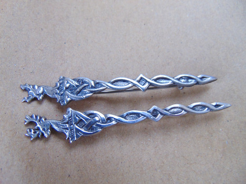Pretty pair scottish - pair,