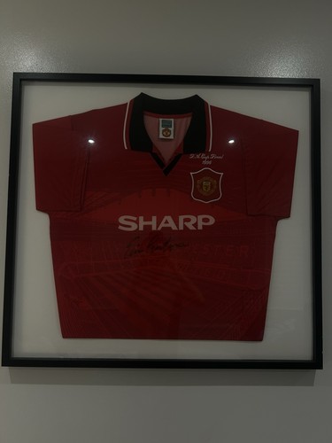 Eric cantona signed manchester - cantona,