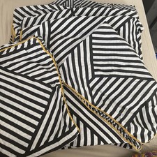 Double Studio Loft Black White