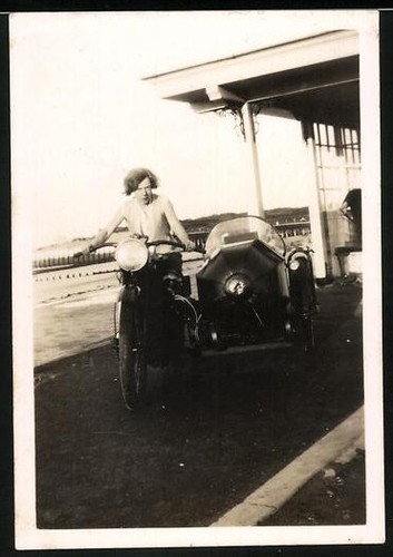 Motorcycle photography woman - motorcycle,