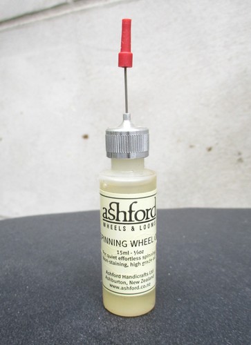 Ashford spinning wheel - spinning,