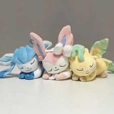 New Sleeping Pokemon Plush Toy Soft Cute Eevee Evolution Glaceon Leafeon Sylveon