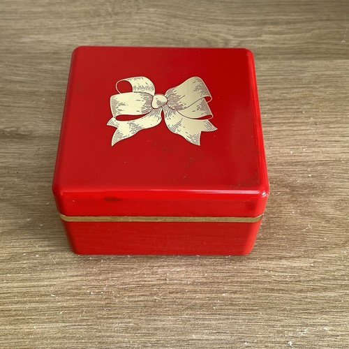Vintage elizabeth arden red - vintage,