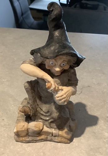 Clarecraft discworld figure - discworld,