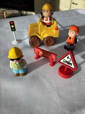 Happyland Roadworks with 3 Construction Workers traffic lights and signs