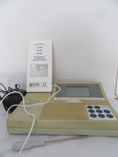 Proffesional HANNA pH 301  pH/mV/ISE/C Bench meter & New HI1131B pH Probe . 