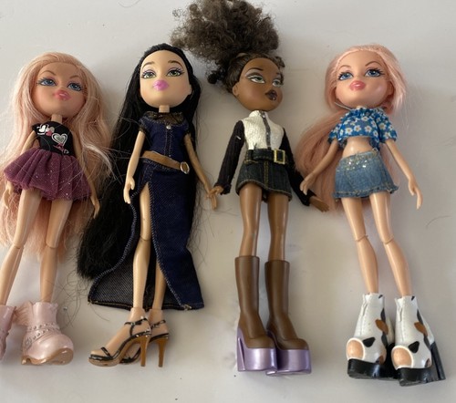 Bratz doll bundle dressed - doll, x4