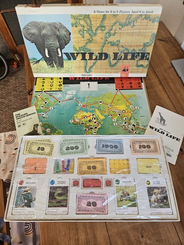 Wild life board - wild, vintage